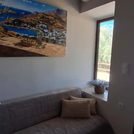 Zanni's Retreat * Κίνι